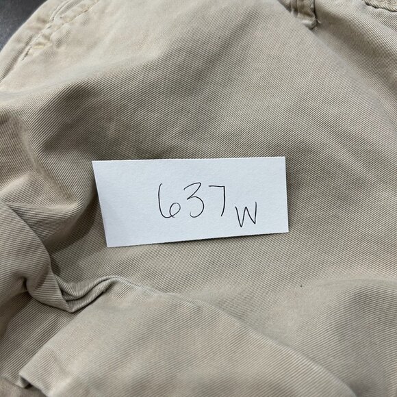 Old Navy Womens Cuffed Hem Cotton Mini Shorts Khaki Size 6 Classic Summer Preppy - Picture 9 of 10